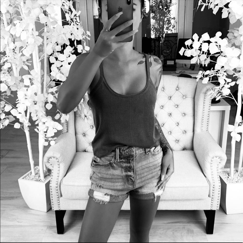 Ekattire Hills in black from May box